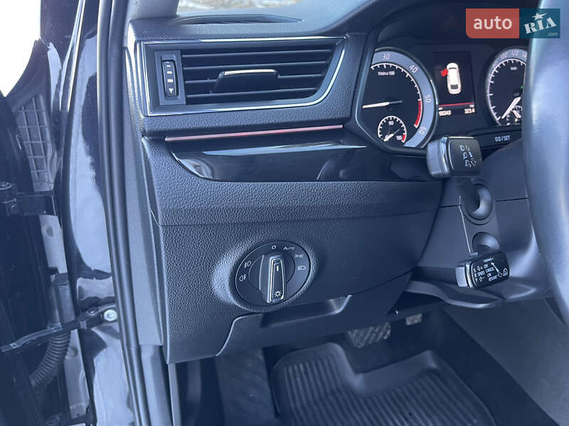 Универсал Skoda Superb 2017 в Дубно фото 36 Универсал Skoda Superb 2017 в Дубно