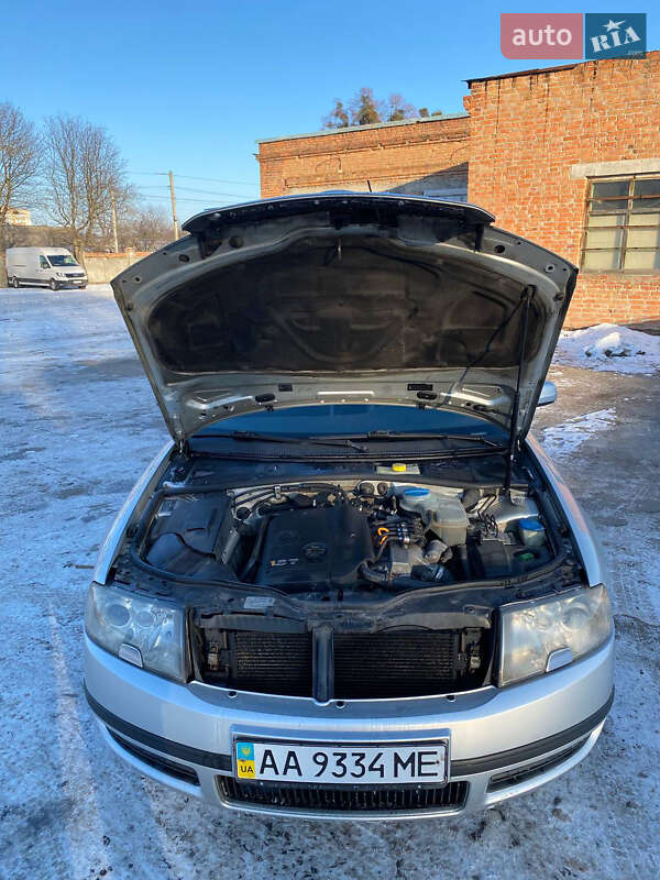Лифтбек Skoda Superb 2005 в Лубнах