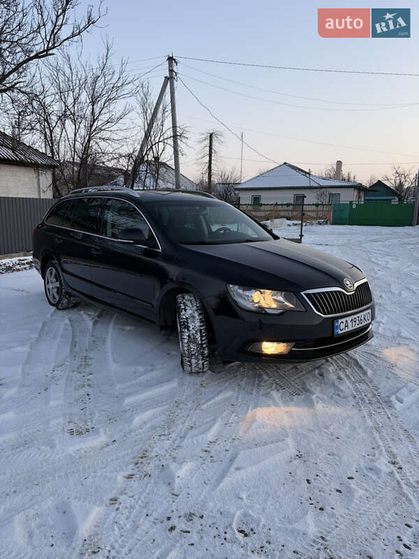 Универсал Skoda Superb 2014 в Смеле