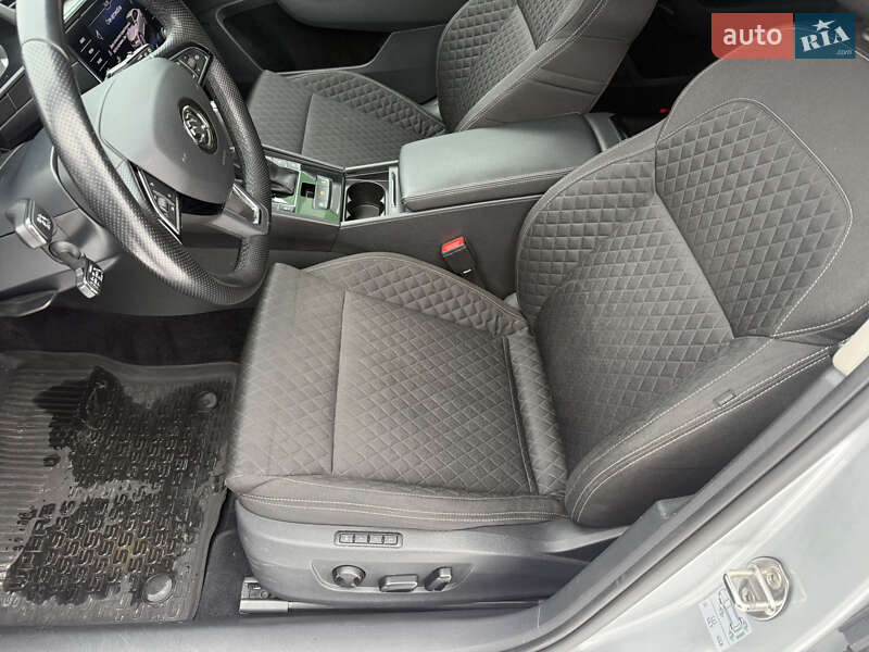 Лифтбек Skoda Superb 2016 в Днепре