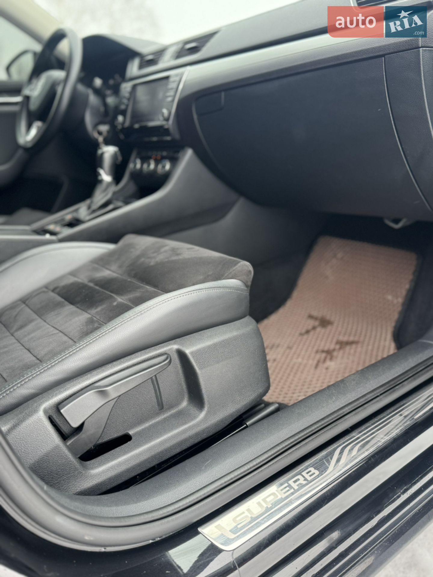 2015 Skoda Superb - мініатюра 21