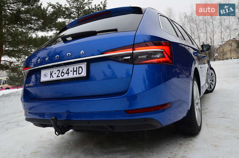 Универсал Skoda Superb 2022 в Дрогобыче