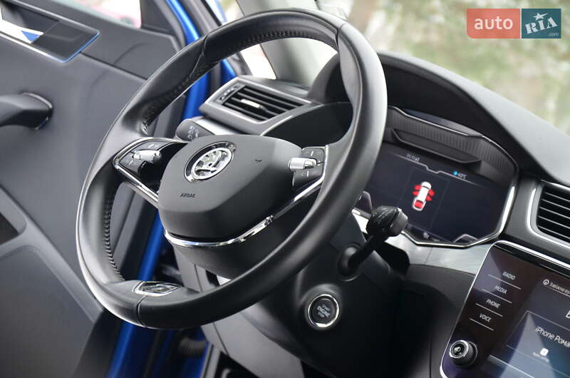 Универсал Skoda Superb 2022 в Дрогобыче