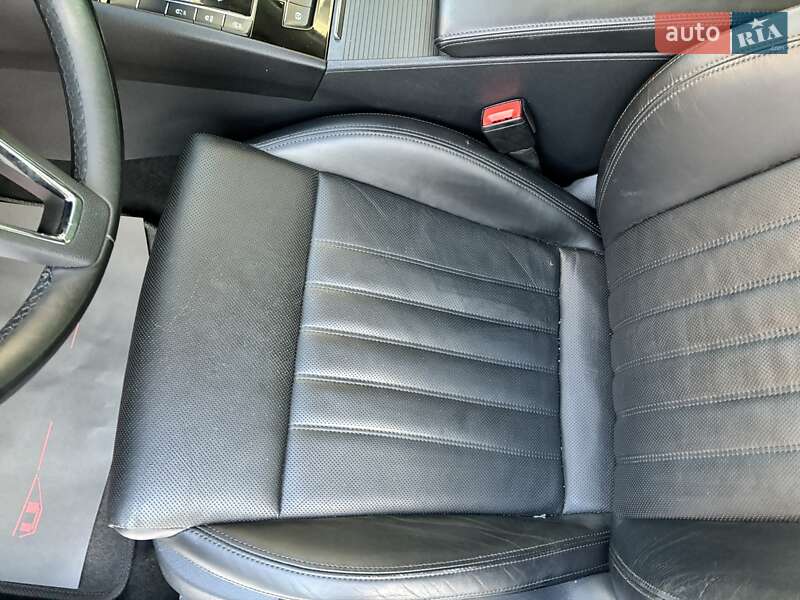 Универсал Skoda Superb 2019 в Киеве фото 62 Универсал Skoda Superb 2019 в Киеве