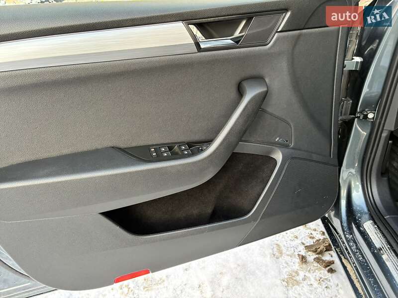 Универсал Skoda Superb 2019 в Киеве фото 65 Универсал Skoda Superb 2019 в Киеве
