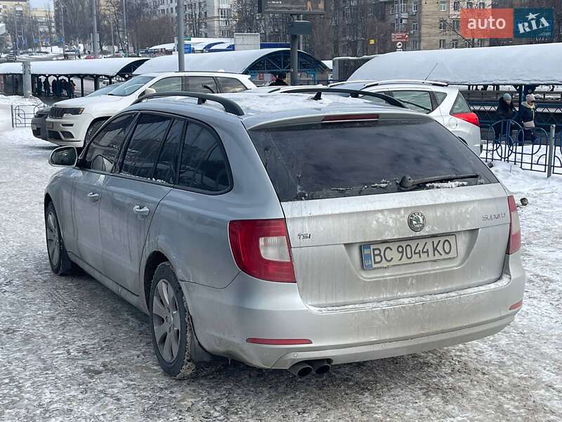 Универсал Skoda Superb 2012 в Киеве фото 5 Универсал Skoda Superb 2012 в Киеве