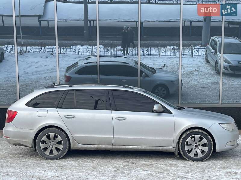 Универсал Skoda Superb 2012 в Киеве фото 7 Универсал Skoda Superb 2012 в Киеве