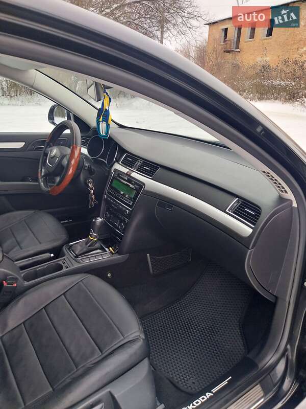 Лифтбек Skoda Superb 2012 в Белой Церкви