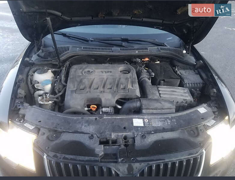Универсал Skoda Superb 2011 в Борщеве фото 13 Универсал Skoda Superb 2011 в Борщеве