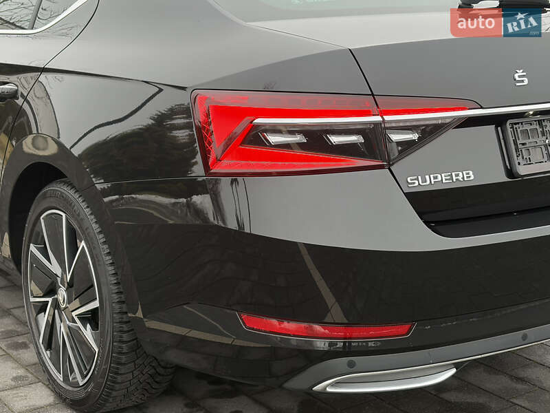 Лифтбек Skoda Superb 2023 в Мукачево