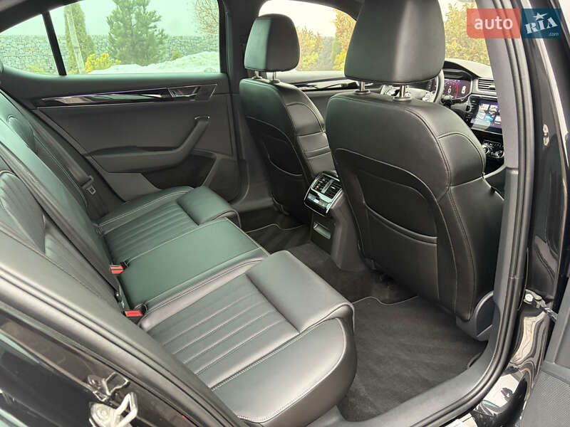 Лифтбек Skoda Superb 2023 в Мукачево