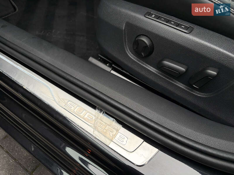 Лифтбек Skoda Superb 2023 в Мукачево