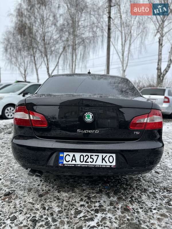 Лифтбек Skoda Superb 2010 в Смеле