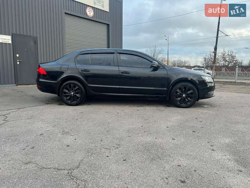 Лифтбек Skoda Superb 2013 в Днепре фото 2 Лифтбек Skoda Superb 2013 в Днепре