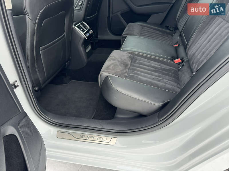 Универсал Skoda Superb 2019 в Лопатине