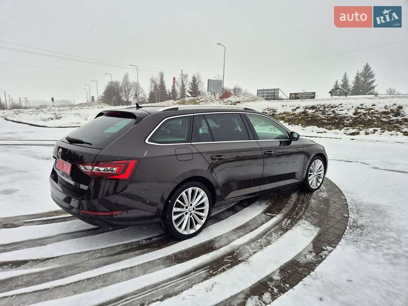 Универсал Skoda Superb 2017 в Стрые