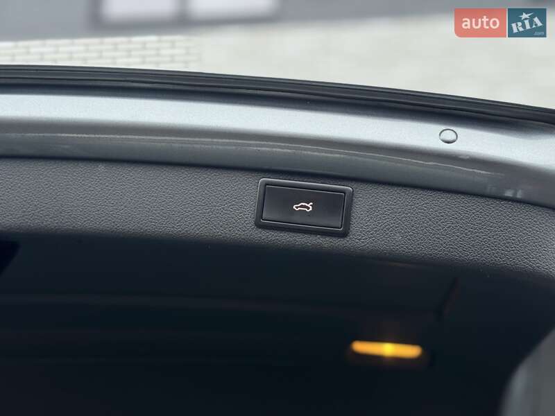 Універсал Skoda Superb 2011 в Луцьку