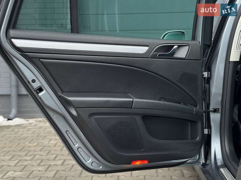 Універсал Skoda Superb 2011 в Луцьку