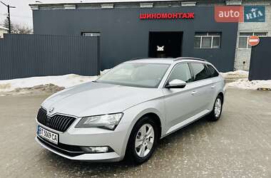 Универсал Skoda Superb 2015 в Львове