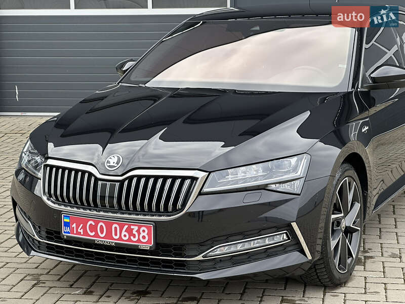 Ліфтбек Skoda Superb 2023 в Мукачевому