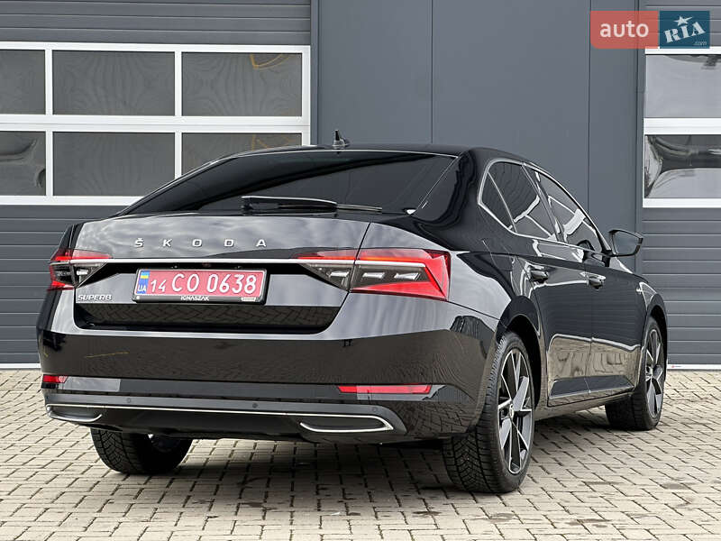 Ліфтбек Skoda Superb 2023 в Мукачевому