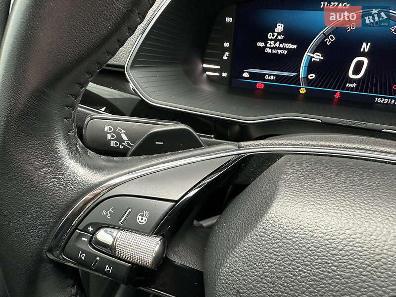 Ліфтбек Skoda Superb 2023 в Мукачевому