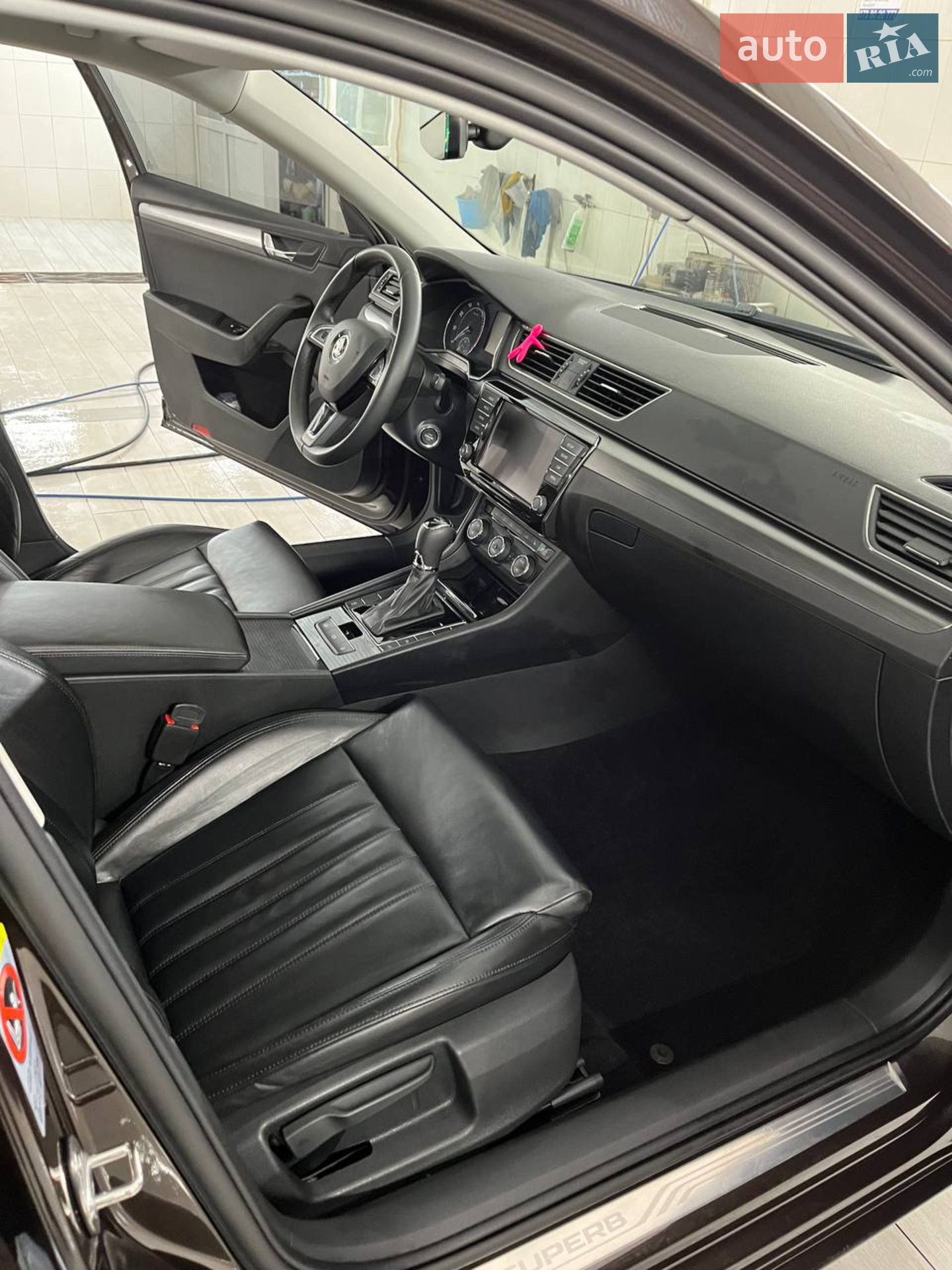 2016 Skoda Superb - мініатюра 15