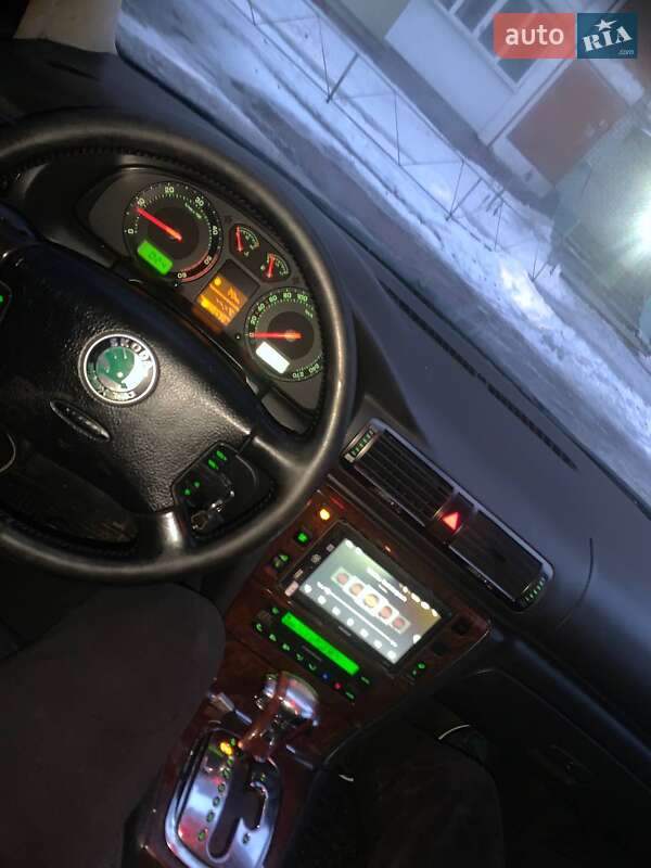 Ліфтбек Skoda Superb 2004 в Києві фото 8 Ліфтбек Skoda Superb 2004 в Києві