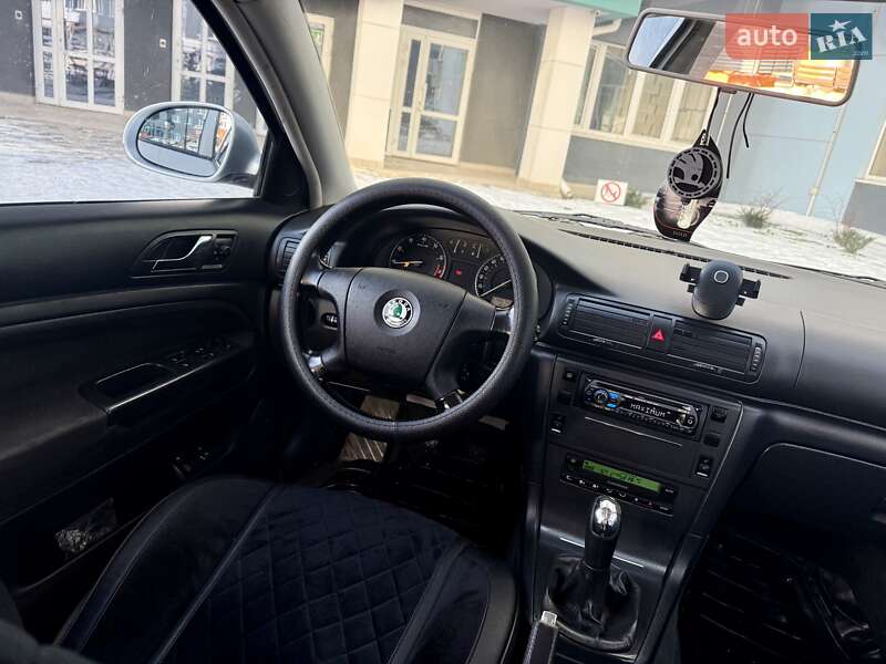 Лифтбек Skoda Superb 2007 в Одессе