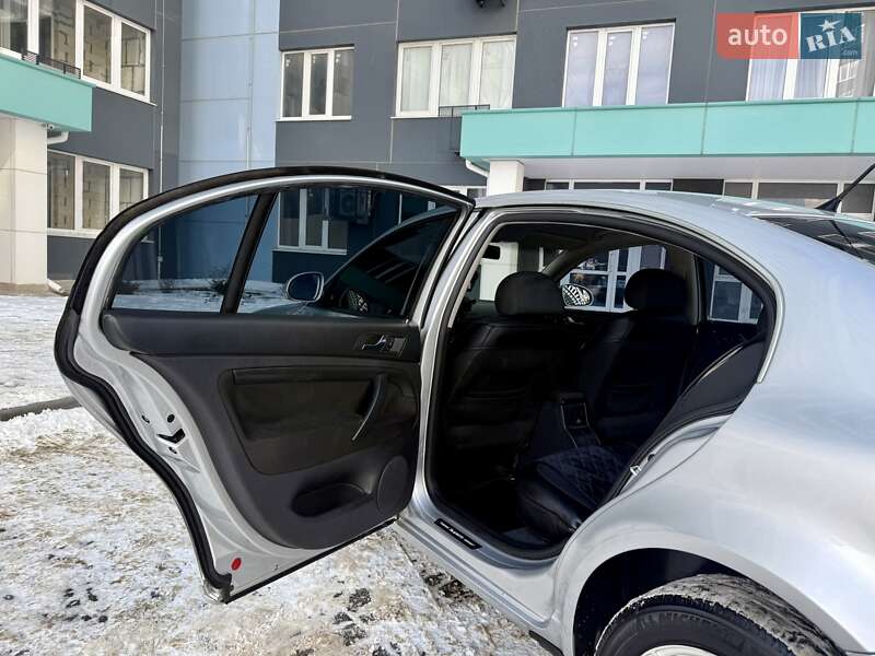 Лифтбек Skoda Superb 2007 в Одессе