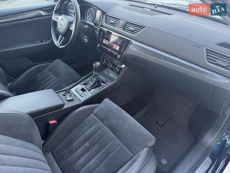 Лифтбек Skoda Superb 2019 в Киеве