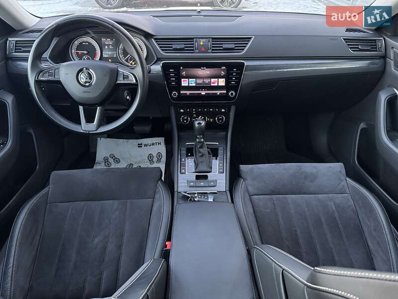 Лифтбек Skoda Superb 2019 в Киеве