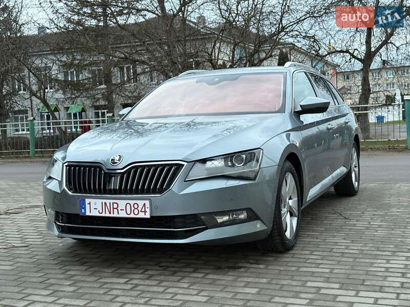 Универсал Skoda Superb 2018 в Тернополе