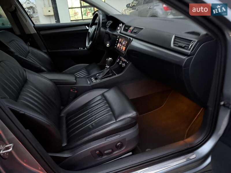 Универсал Skoda Superb 2018 в Тернополе