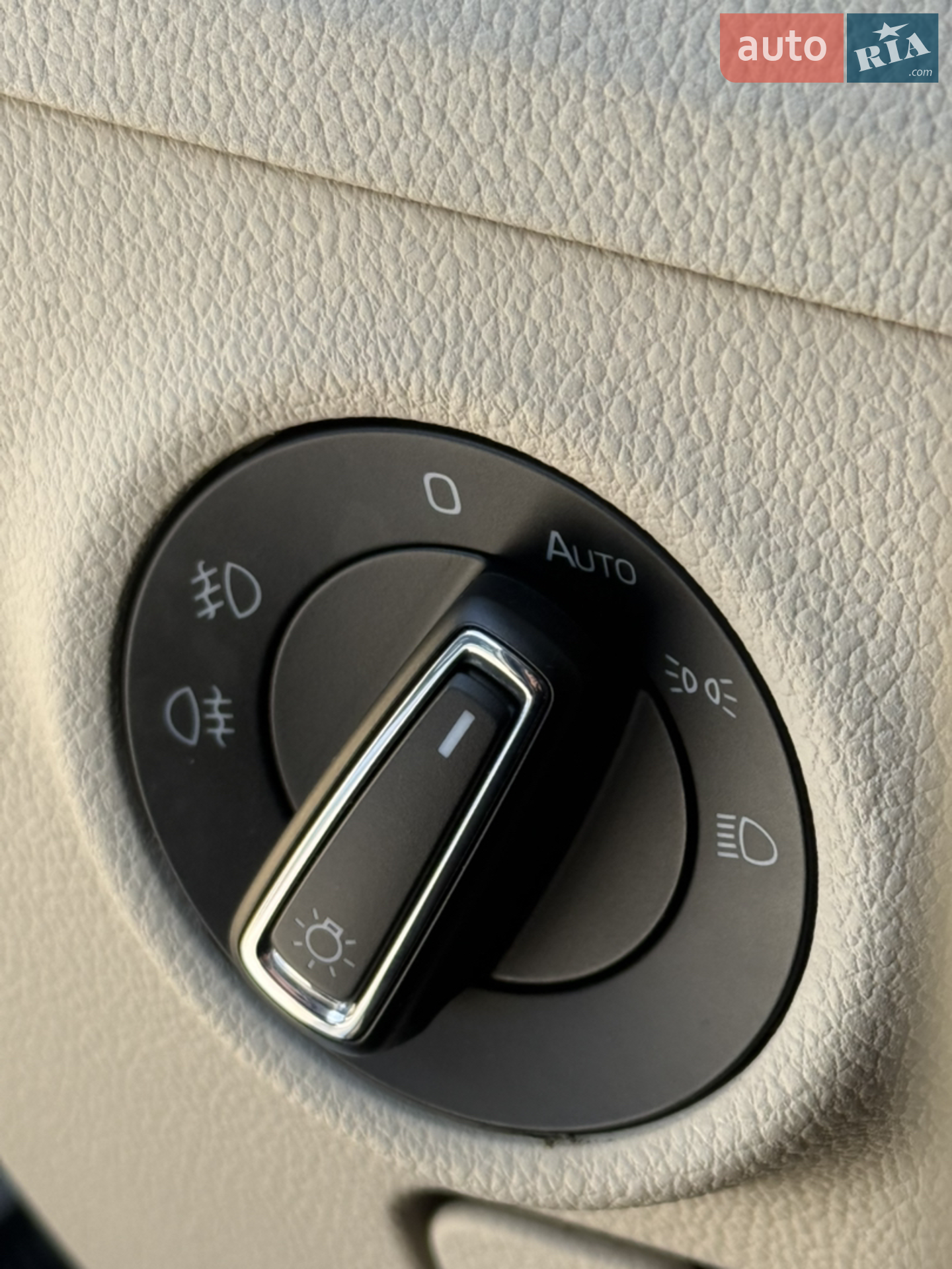 2020 Skoda Superb - мініатюра 38