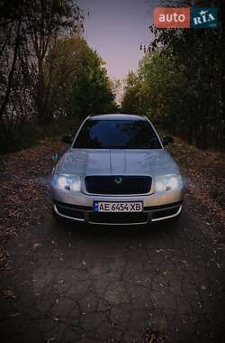 Лифтбек Skoda Superb 2007 в Днепре