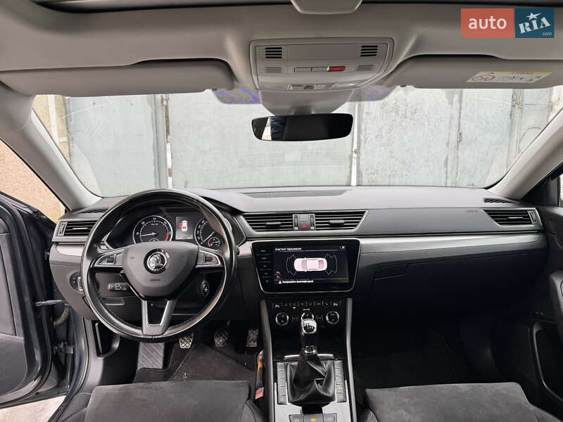 Лифтбек Skoda Superb 2017 в Коломые