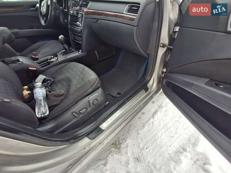 Ліфтбек Skoda Superb 2012 в Черкасах