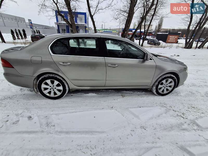 Ліфтбек Skoda Superb 2012 в Черкасах