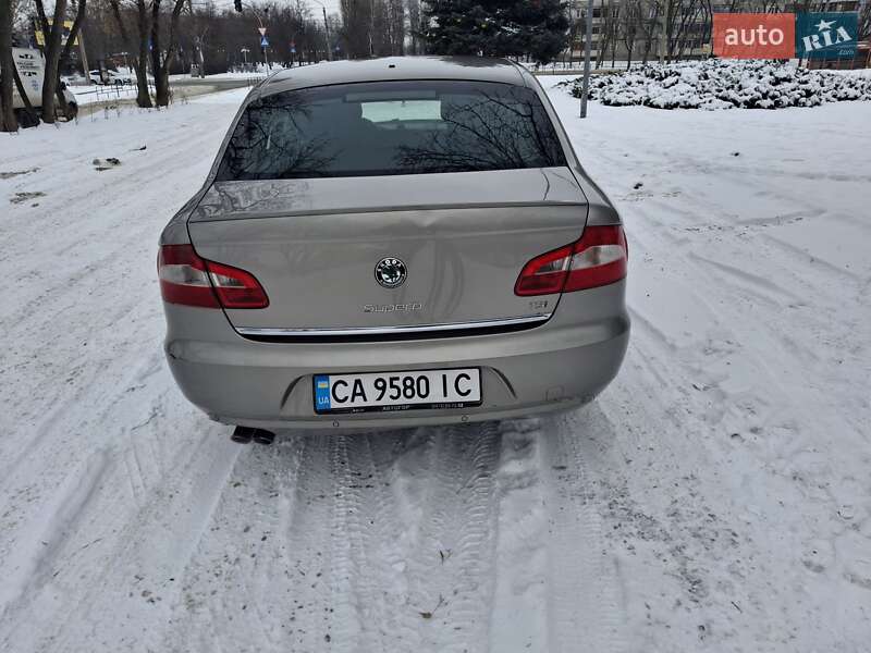 Ліфтбек Skoda Superb 2012 в Черкасах