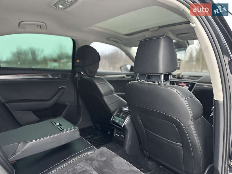 Лифтбек Skoda Superb 2019 в Киеве