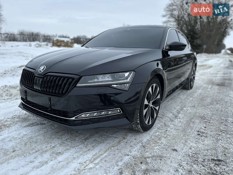 Лифтбек Skoda Superb 2019 в Киеве