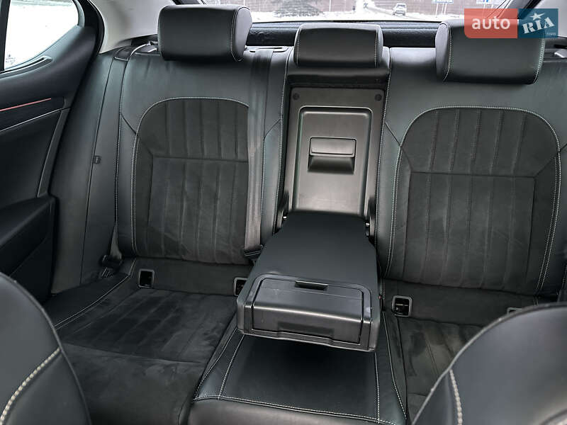Лифтбек Skoda Superb 2019 в Киеве
