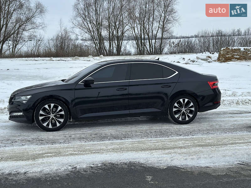 Лифтбек Skoda Superb 2019 в Киеве