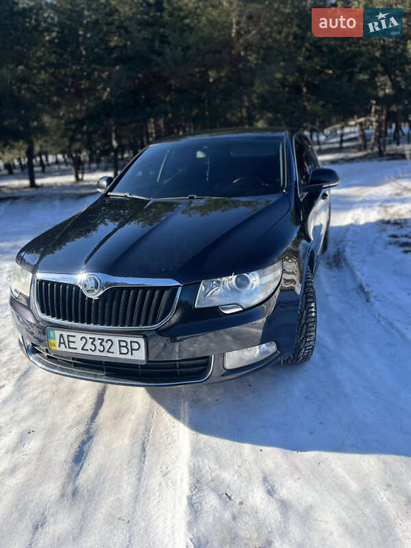 Skoda Superb 2012 Skoda Superb 2012