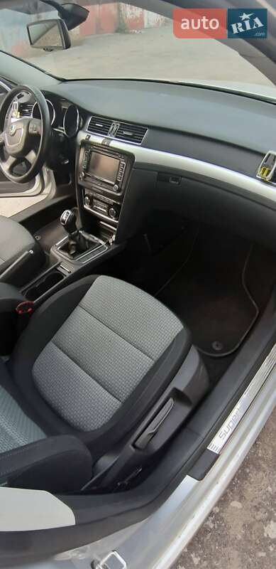 Универсал Skoda Superb 2012 в Киеве