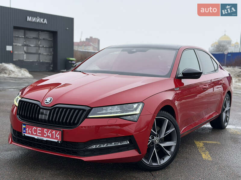 Лифтбек Skoda Superb 2022 в Дрогобыче