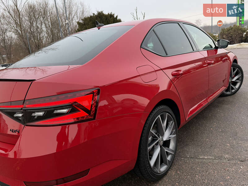 Лифтбек Skoda Superb 2022 в Дрогобыче