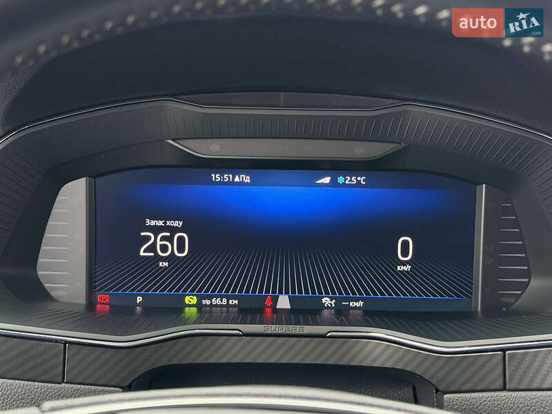Лифтбек Skoda Superb 2022 в Дрогобыче