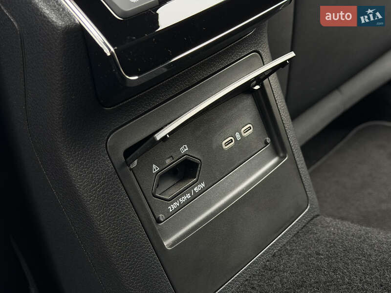 Лифтбек Skoda Superb 2022 в Дрогобыче